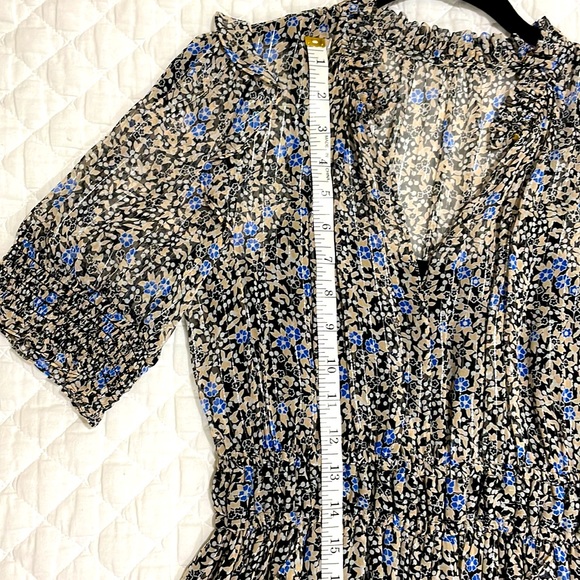 Shoshanna Short Sleeve Floral Dress with Metallic, size 0 - Picture 6 of 11